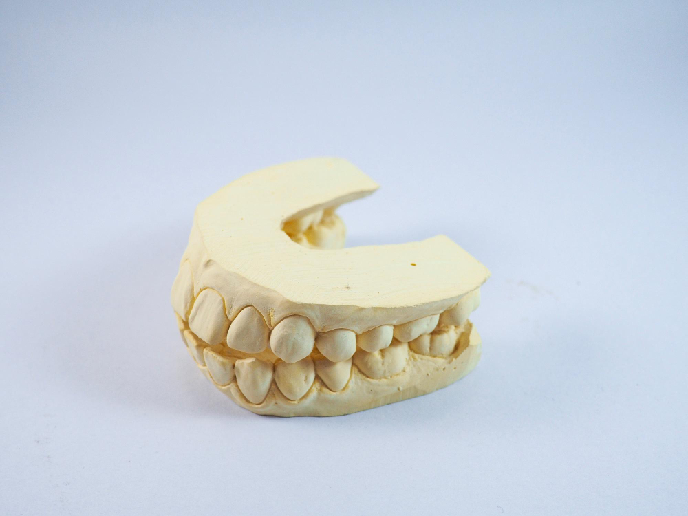 Почему чешутся десны?