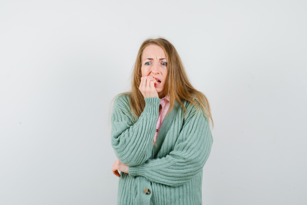 Восстановление и лечение шейки зуба