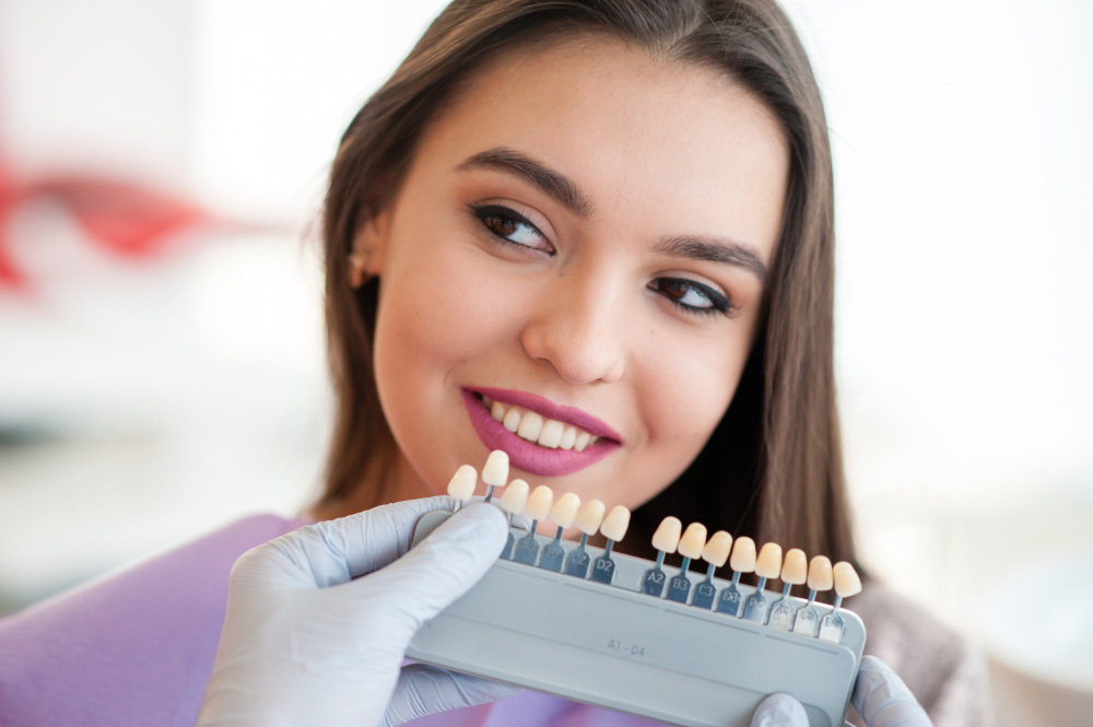 Распространенные мифы об установке керамических виниров